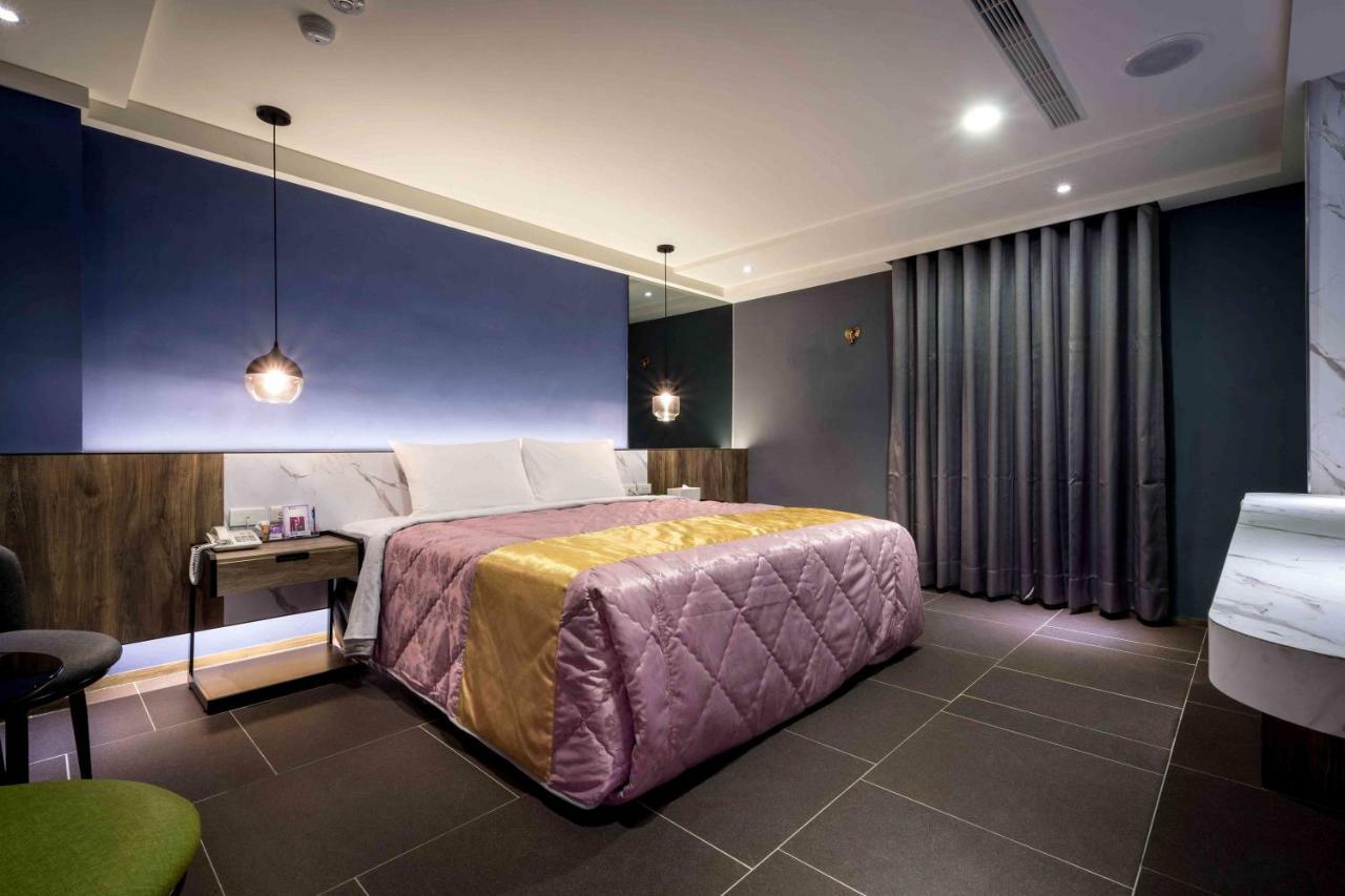 Ouge Motel - Fengshan Kaohsiung Exterior photo